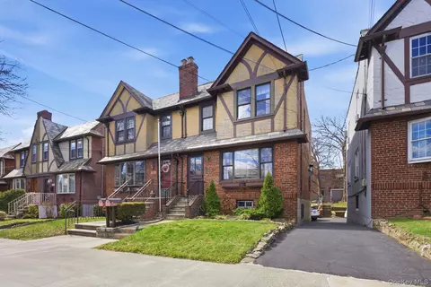 1835 Narragansett Ave, New York, NY 10461