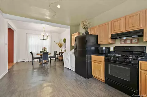 152 Miller Ave, Brooklyn, NY 11207