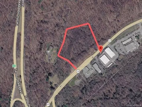 2413 Route 44, Pleasant Valley, NY 12578