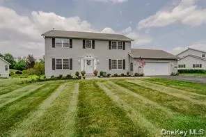 7 Valley Ct, Florida, NY 10921