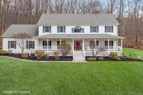 605 Eder Rd, Stormville, NY 12582