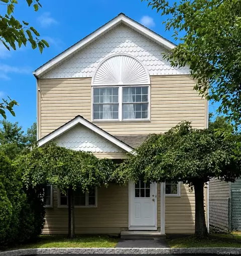 24 Partition St, Haverstraw, NY 10927