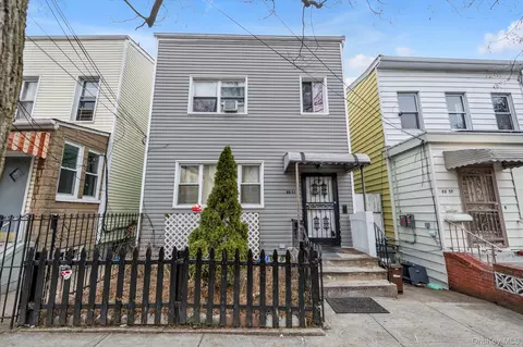 88-35 75th St, New York, NY 11421