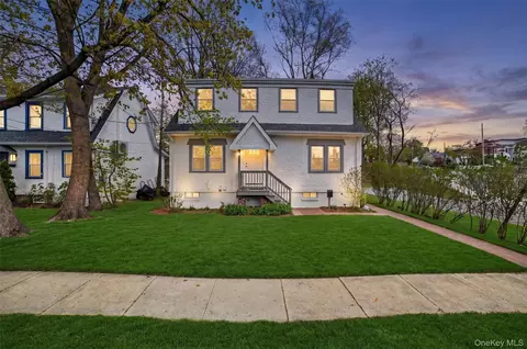 903 Howard Ave, Mamaroneck, NY 10543