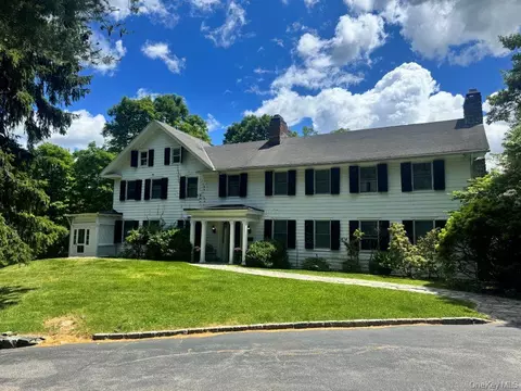 255 Mountain Rd, Greenburgh, NY 10533