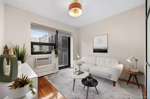 456 W 167th St #4D, New York, NY 10032