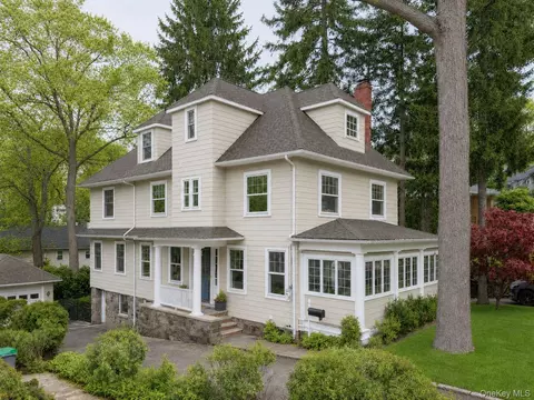 33 Young Ave, Pelham, NY 10803