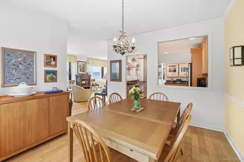 Dining - 16 Rockledge Ave #2E2, Ossining, NY 10562 photo 4 of 5