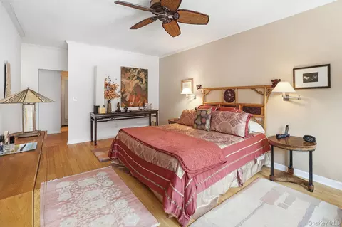 Bedroom - 16 Rockledge Ave #2E2, Ossining, NY 10562 photo 2 of 3