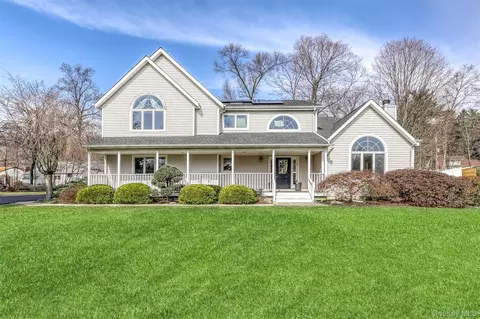 11 Mills Rd, Ramapo, NY 10901