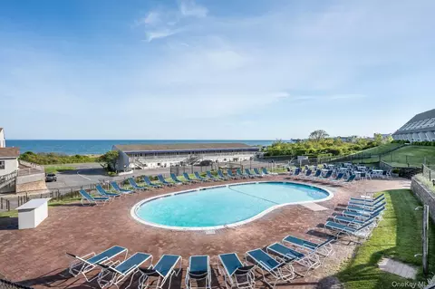 727 Old Montauk Hwy #224, Montauk, NY 11954