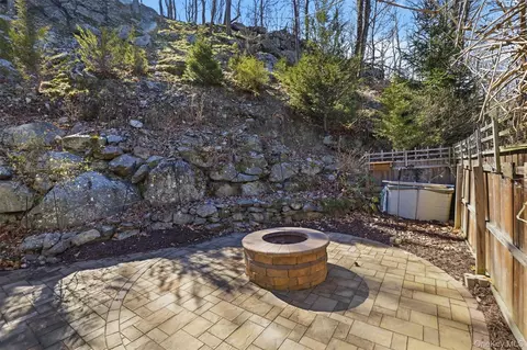 Exterior - 24 Mountain Rd, Cornwall On Hudson, NY 12520 photo 3 of 3