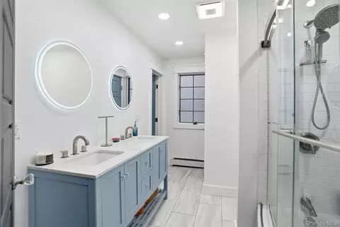 Bath - 24 Mountain Rd, Cornwall On Hudson, NY 12520 photo 3 of 5