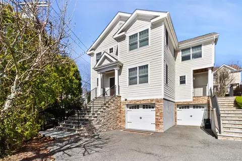 42 Harrison St #8A, Harrison, NY 10604