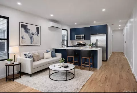 234 E 42nd St, Brooklyn, NY 11203