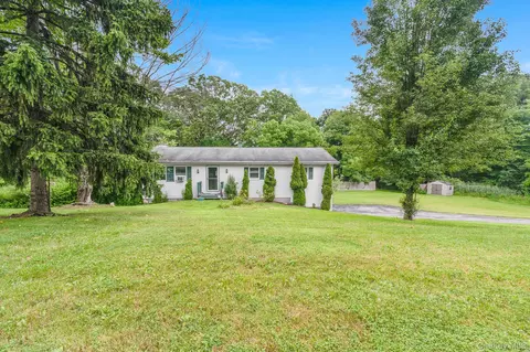 8 Larissa Ln, Wappinger, NY 12590
