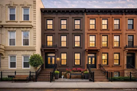 479 Hancock St, Brooklyn, NY 11233