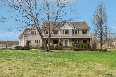 21 Bull Mine Rd, Chester, NY 10918