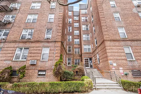 Other - 2552 E 7th St #2J, Brooklyn, NY 11235 photo 2 of 4