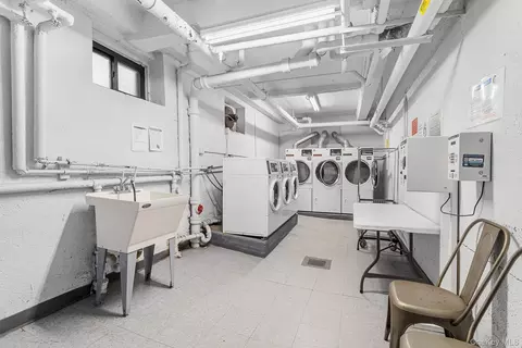 Other - 2552 E 7th St #2J, Brooklyn, NY 11235 photo 4 of 4