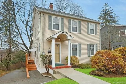 15 High St, Greenburgh, NY 10591