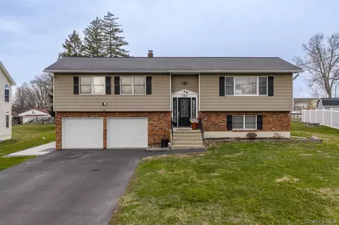 127 Sproat St, Middletown, NY 10940