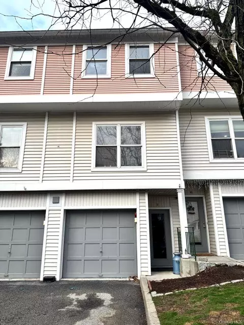 11 Livingston Mnr #11, Greenburgh, NY 10522
