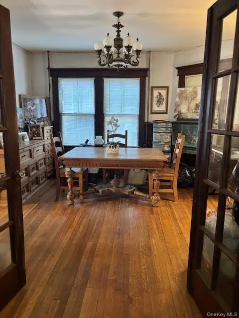 Entry Way - 761 E Main St, Riverhead, NY 11901 photo 1 of 5
