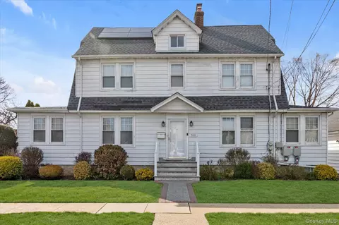 700 Partridge Ave, West Hempstead, NY 11552