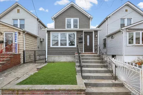 107-32 108th St, South Richmond Hill, NY 11419