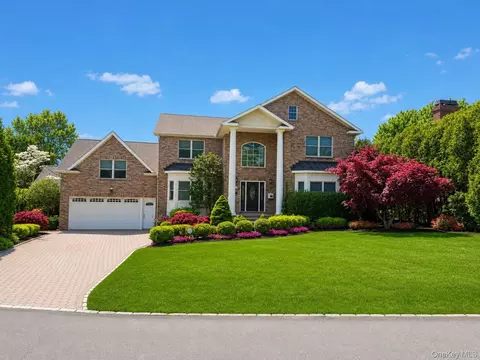 18 Crosshill Rd, Eastchester, NY 10709