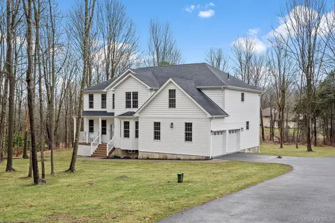 159 Rombout Rd, Poughkeepsie, NY 12603