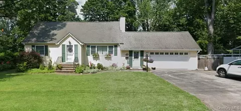 4 Sylvan Way, Ramapo, NY 10901