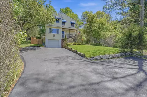 324 Walnut Ave, New Windsor, NY 12553