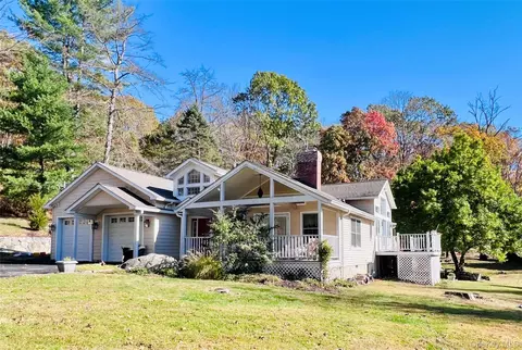 102 Warren St, Somers, NY 10589