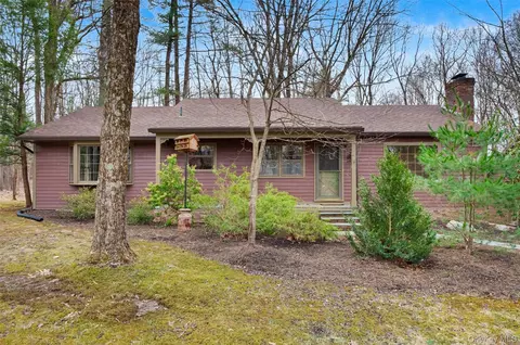 30 Hummel Rd, New Paltz, NY 12561
