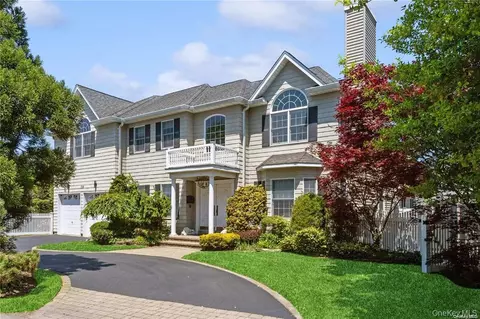 118 Ocean Ave, Woodmere, NY 11598