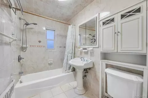 Bath - 2033 E 68th St, Brooklyn, NY 11234 photo 1 of 3