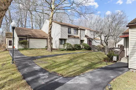 59 Kirby Close #D, Yorktown, NY 10598