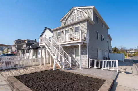 36 West Blvd, East Rockaway, NY 11518