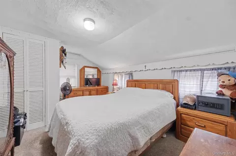 Bedroom - 67 Spring St, Beacon, NY 12508 photo 4 of 5