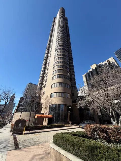 330 E 38th St #12Q, New York, NY 10016
