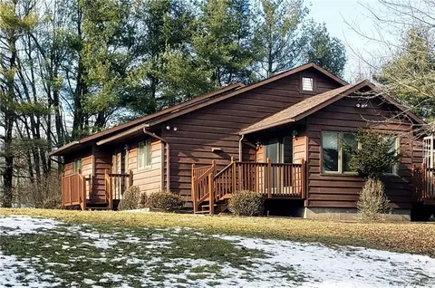 179 Old Turnpike Rd, Woodridge, NY 12789