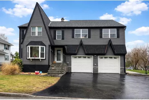 195 Rockledge Ave, Cortlandt, NY 10511