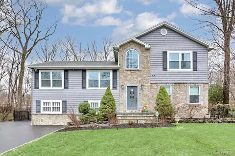 99 Campbell Ave, Orangetown, NY 10983