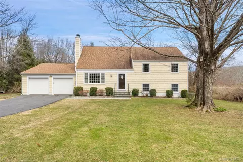 52 Jefferson Ln, Bedford, NY 10506