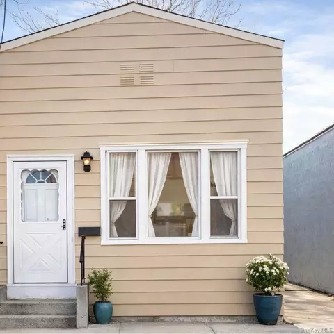 103 Meacham Ave, Elmont, NY 11003