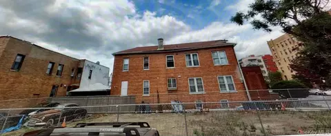 320 Avenue P, New York, NY 11204