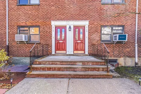 15-49 160th St #6-145, Whitestone, NY 11357