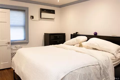 Bedroom - 199-18 16th Ave #2-5, Whitestone, NY 11357 photo 2 of 6